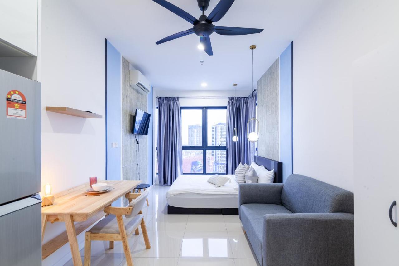 Highpark Suites In Petaling Jaya, Kelana Jaya By Plush Kampong Baharu Sungai Way Bagian luar foto