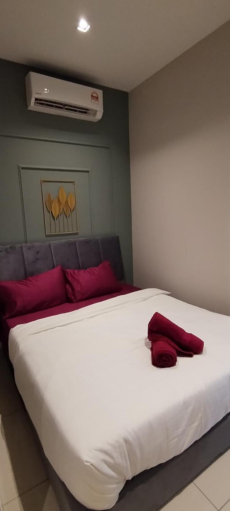 Highpark Suites In Petaling Jaya, Kelana Jaya By Plush Kampong Baharu Sungai Way Bagian luar foto