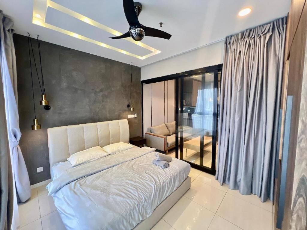 Highpark Suites In Petaling Jaya, Kelana Jaya By Plush Kampong Baharu Sungai Way Bagian luar foto